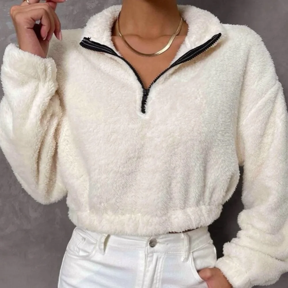 White Half-Zip Teddy Jacket in L - Picture 3 of 4